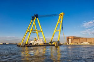 Paul Poels Fotografie : Hebo floating sheerleg crane